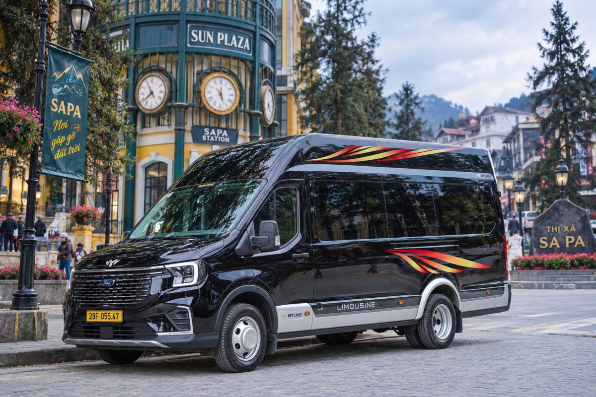 Ngoại thất Limousine 10 chỗ